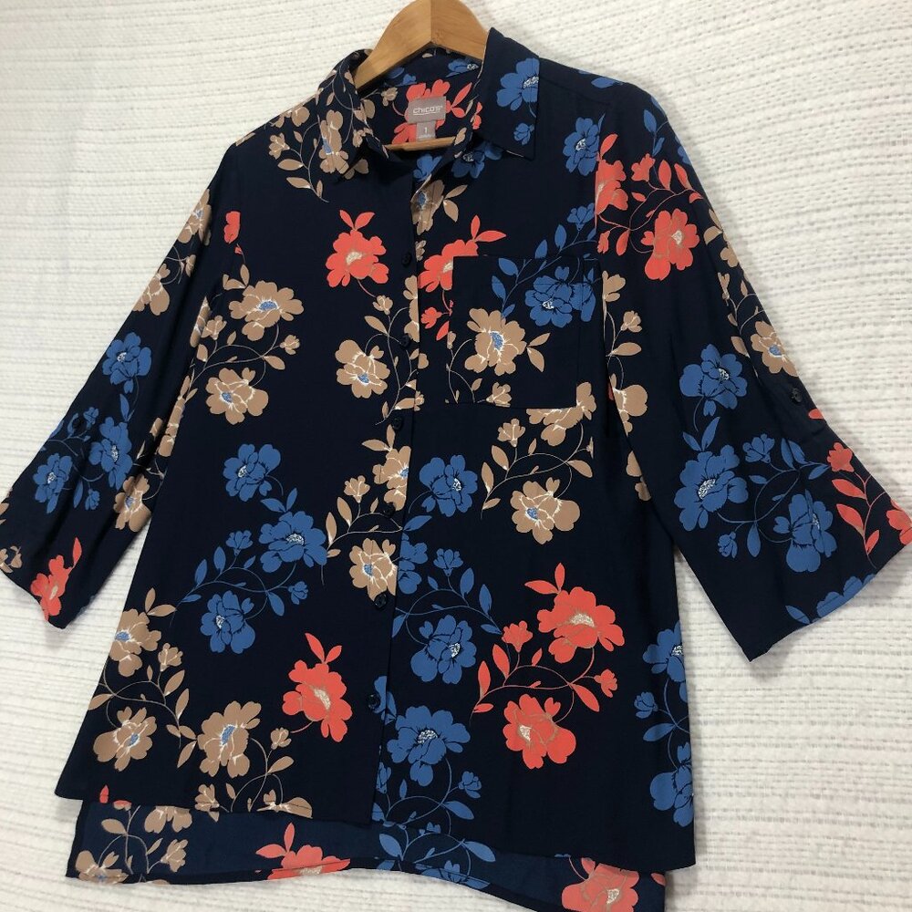 Chico's Women's Size 1 (S) Dark Blue Floral Print Button Down
